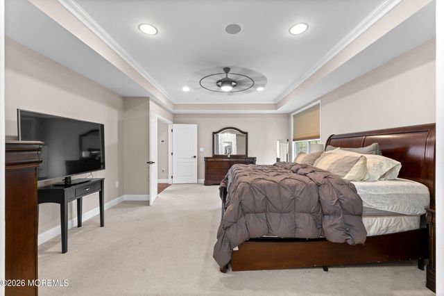 55 Hedgerow Lane, Manalapan, NJ 07726