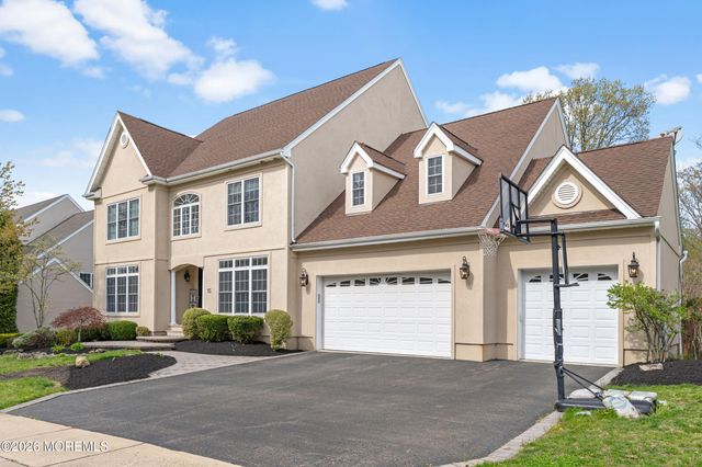 55 Hedgerow Lane, Manalapan, NJ 07726