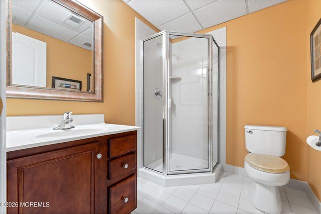 55 Hedgerow Lane, Manalapan, NJ 07726