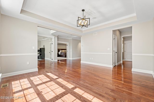 55 Hedgerow Lane, Manalapan, NJ 07726