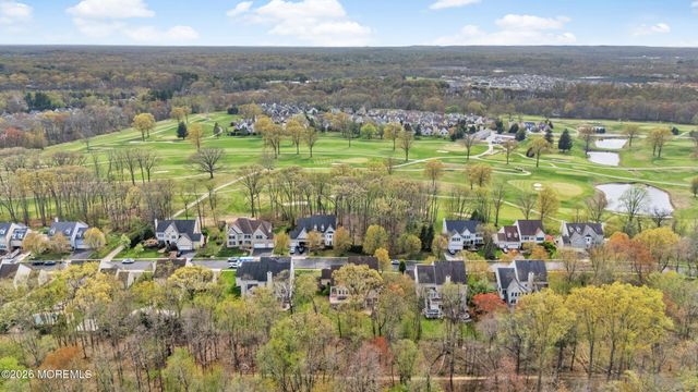 55 Hedgerow Lane, Manalapan, NJ 07726