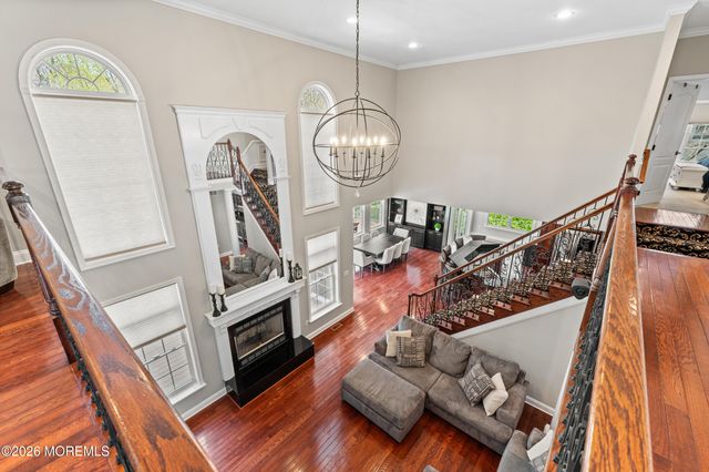 55 Hedgerow Lane, Manalapan, NJ 07726