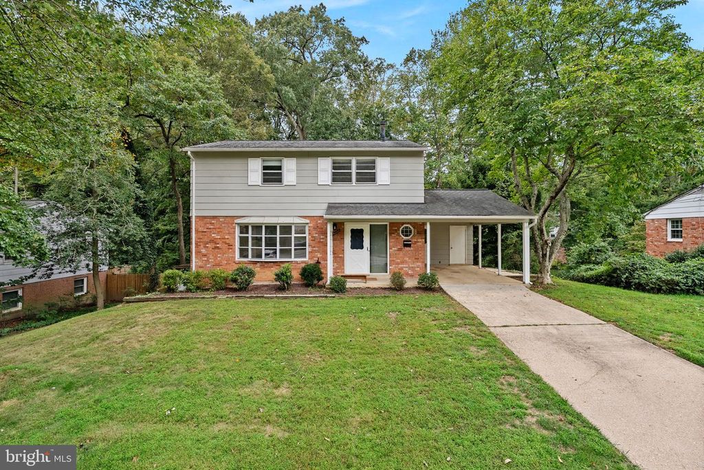 4222 BRAEBURN DR, Fairfax, VA 22032