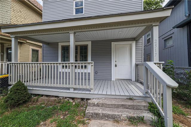 2517 Montgall Avenue, Kansas City, MO 64127