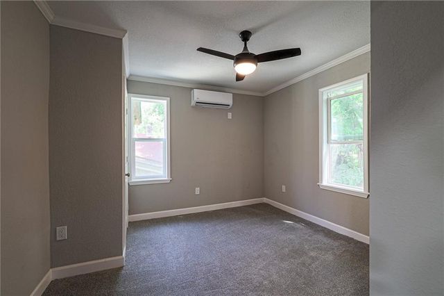 2517 Montgall Avenue, Kansas City, MO 64127