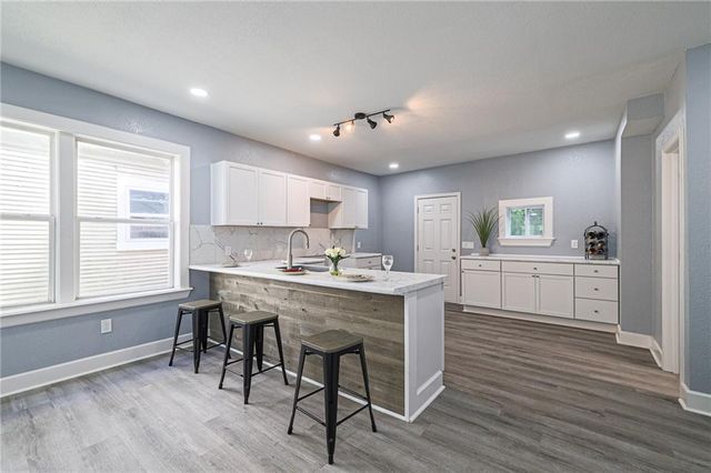 2517 Montgall Avenue, Kansas City, MO 64127