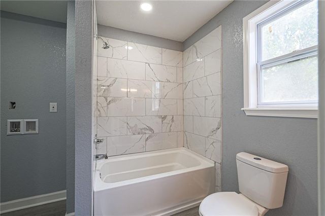 2517 Montgall Avenue, Kansas City, MO 64127