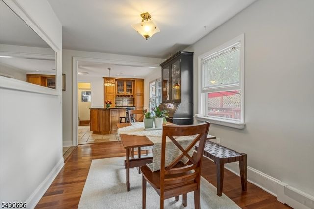 4 Hillcrest Ave, Mendham Boro, NJ 07945