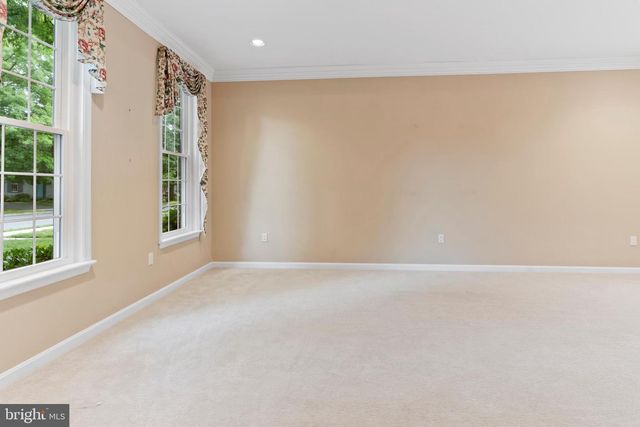 27 DEVONSHIRE SQ, Mechanicsburg, PA 17050