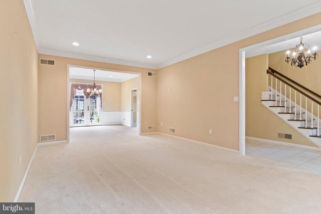 27 DEVONSHIRE SQ, Mechanicsburg, PA 17050