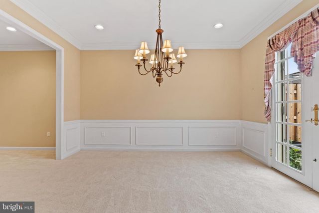 27 DEVONSHIRE SQ, Mechanicsburg, PA 17050