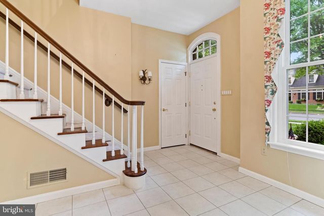 27 DEVONSHIRE SQ, Mechanicsburg, PA 17050