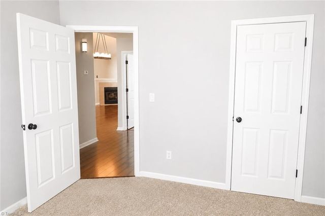 730 Wynbrook Square Lane, Winston-salem, NC 27103
