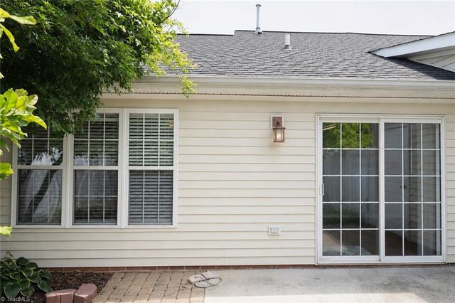 730 Wynbrook Square Lane, Winston-salem, NC 27103