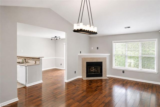 730 Wynbrook Square Lane, Winston-salem, NC 27103