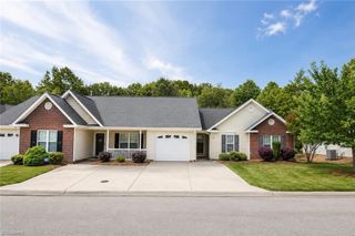 730 Wynbrook Square Lane, Winston-salem, NC 27103