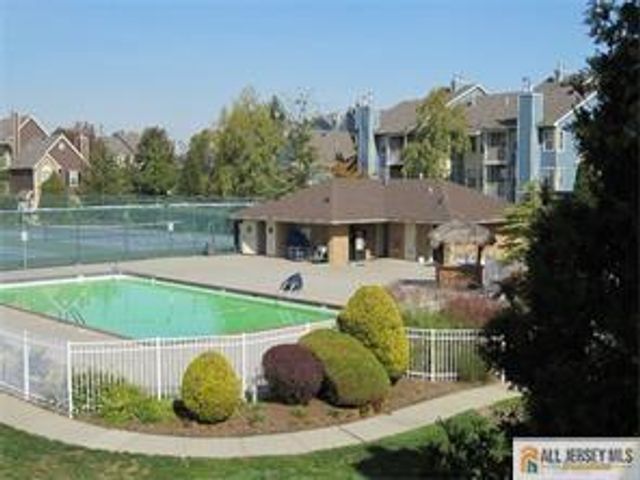 46 Lear Court, East Brunswick, NJ 08816