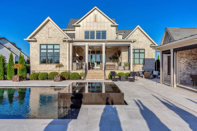 6313 Percheron Lane, Arrington, TN 37014