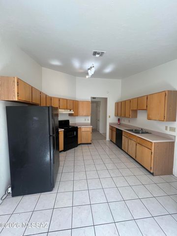 3292 S Kristina Park Loop, Tucson, AZ 85730