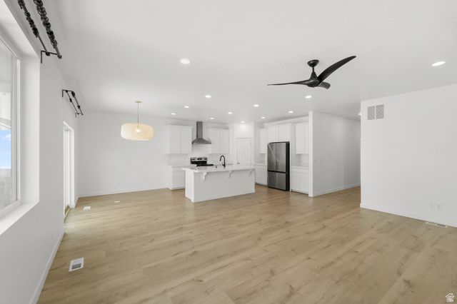 2869 S DRAKE AVE, Saratoga Springs, UT 84045