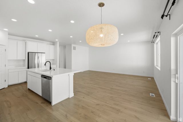 2869 S DRAKE AVE, Saratoga Springs, UT 84045