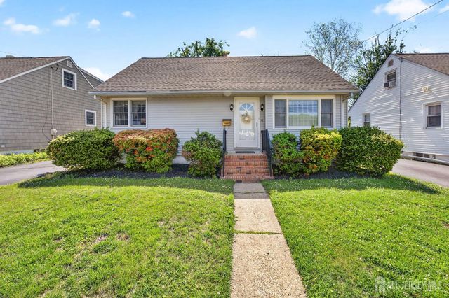 4 Gregory Drive, Hamilton, NJ 08690
