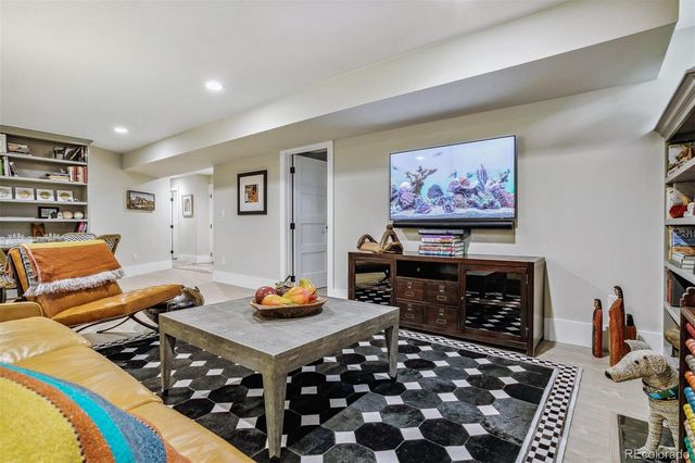 629 S Downing Street, Denver, CO 80209