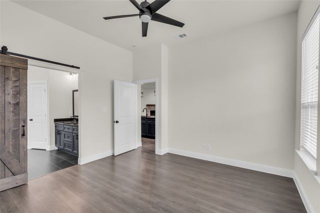 396 N Montague Street, Pilot Point, TX 76258