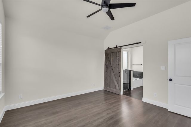 396 N Montague Street, Pilot Point, TX 76258