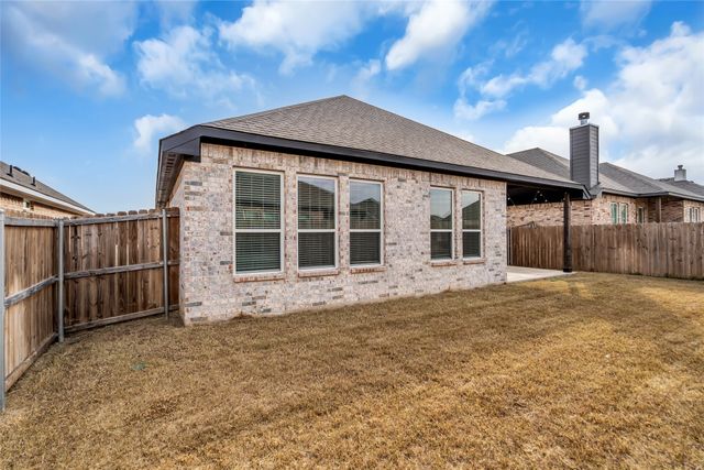 396 N Montague Street, Pilot Point, TX 76258