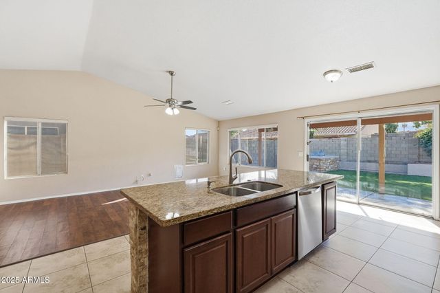 1619 E CARTER Road, Phoenix, AZ 85042