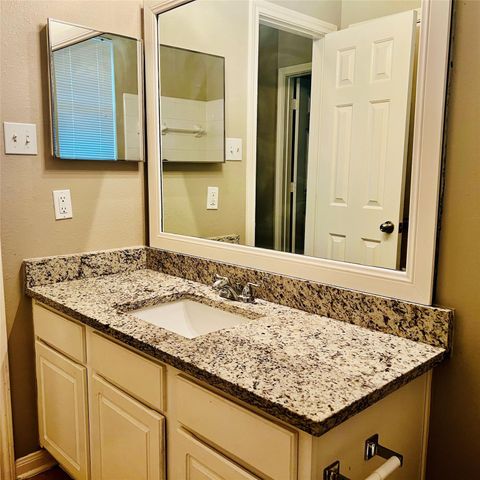 18215 Linden Forest Lane, Katy, TX 77449