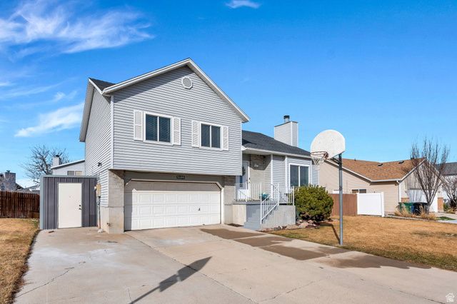 5166 W TICKLEGRASS DR, West Jordan, UT 84081