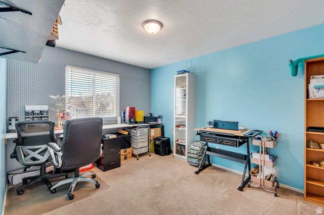 5166 W TICKLEGRASS DR, West Jordan, UT 84081