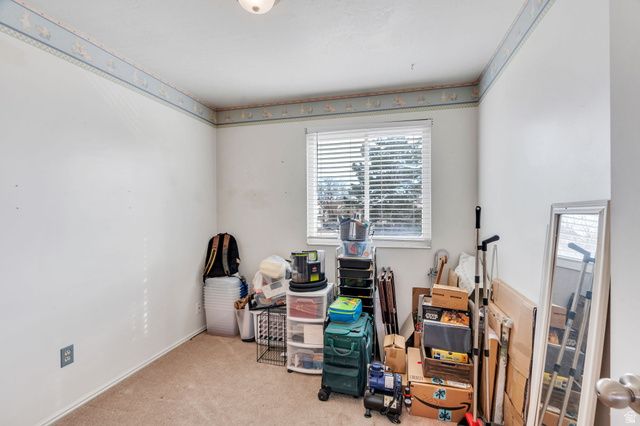 5166 W TICKLEGRASS DR, West Jordan, UT 84081