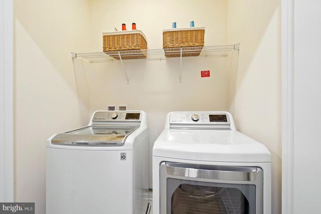 24523 GLENVILLE GROVE TER, Aldie, VA 20105