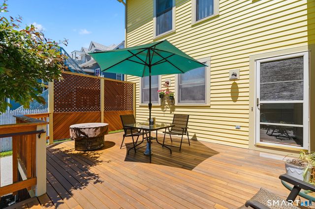 24 Lincoln Avenue, Norwich, CT 06360
