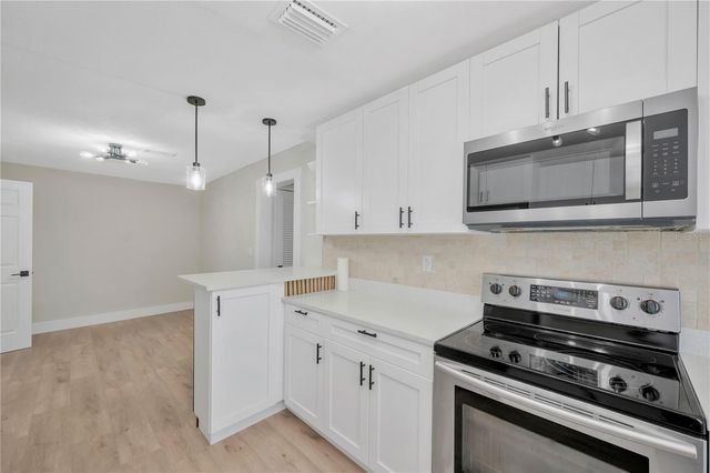 3206 E 24TH AVENUE, Tampa, FL 33605