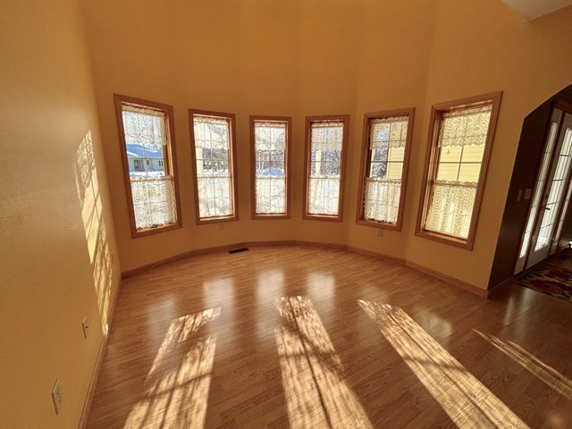 111 Oakwood Court, Thief River Falls, MN 56701