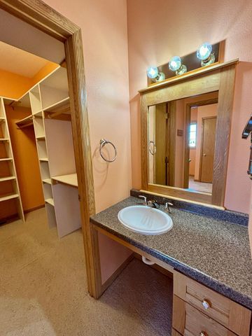 111 Oakwood Court, Thief River Falls, MN 56701