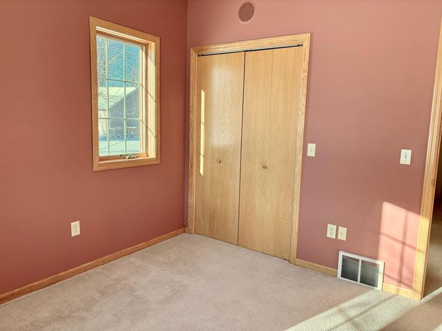 111 Oakwood Court, Thief River Falls, MN 56701