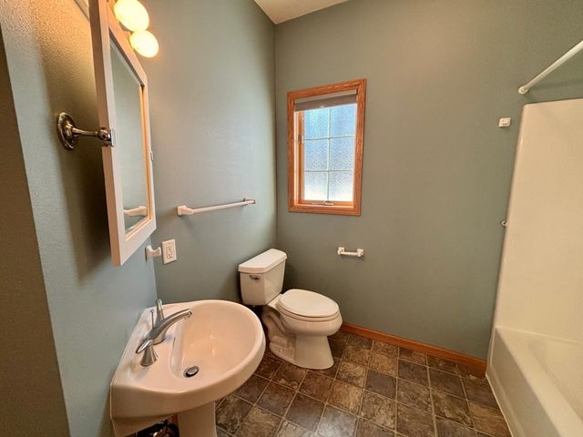 111 Oakwood Court, Thief River Falls, MN 56701