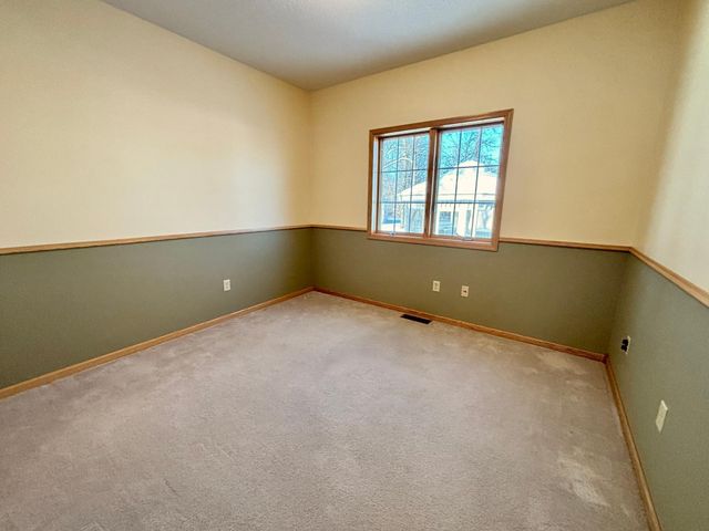 111 Oakwood Court, Thief River Falls, MN 56701