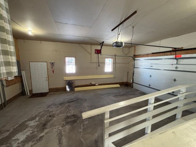 111 Oakwood Court, Thief River Falls, MN 56701