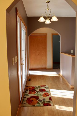 111 Oakwood Court, Thief River Falls, MN 56701