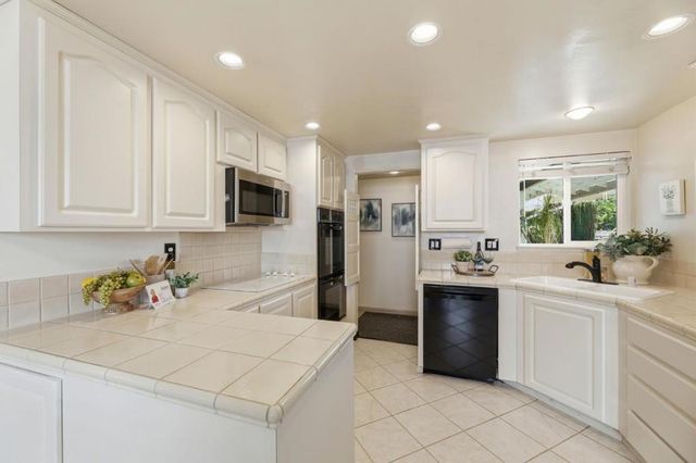1865 Big Bend Drive, Milpitas, CA 95035