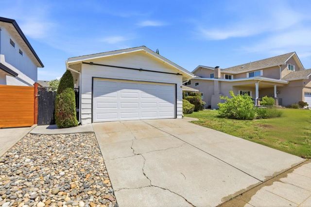 1865 Big Bend Drive, Milpitas, CA 95035