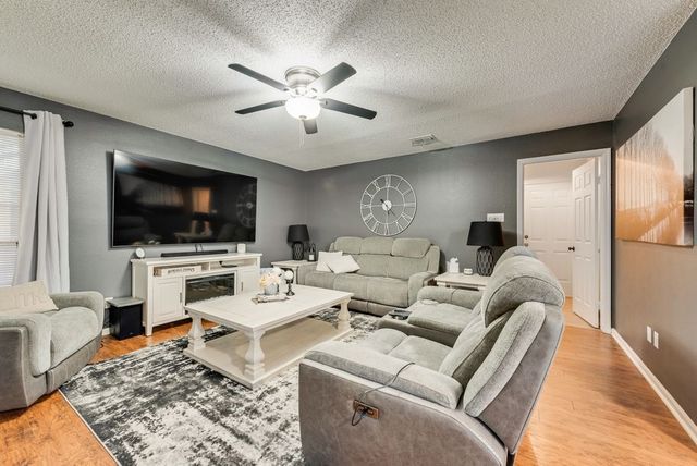 7500 Los Padres Trail, Fort Worth, TX 76137