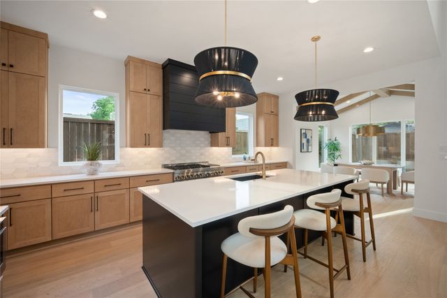 9661 Lynbrook Drive, Dallas, TX 75238