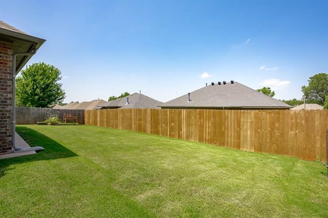 2709 NE 129th Street, Edmond, OK 73013